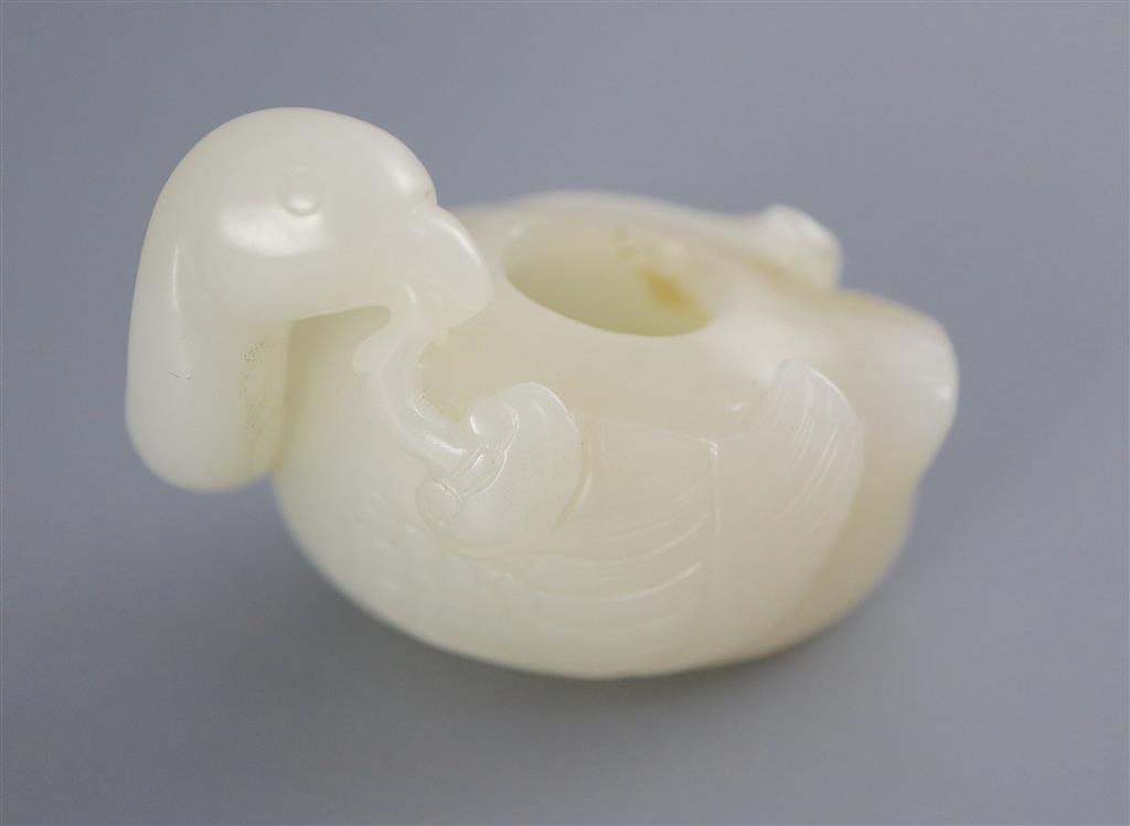 A Chinese white jade duck brushwasher, 4.7cm